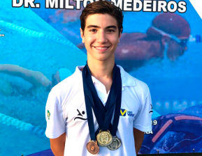 Vitor Macêdo, nadador patrocinado da Viper, conquista 7 medalhas